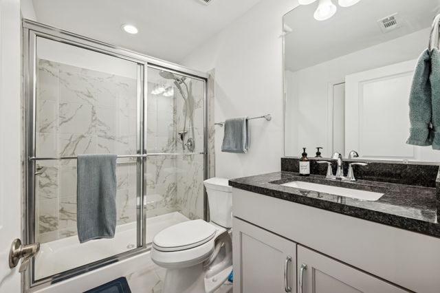 1136 Willow Springs Dr, Lebanon, TN 37087