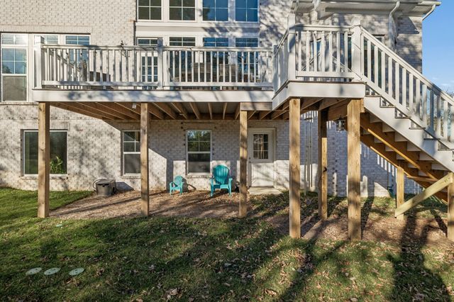 1136 Willow Springs Dr, Lebanon, TN 37087