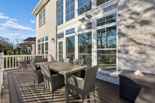 1136 Willow Springs Dr, Lebanon, TN 37087