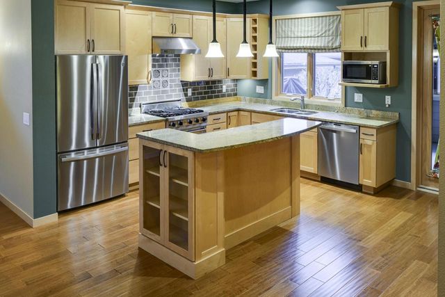 6724 Aldo Leopold Way, Middleton, WI 53562