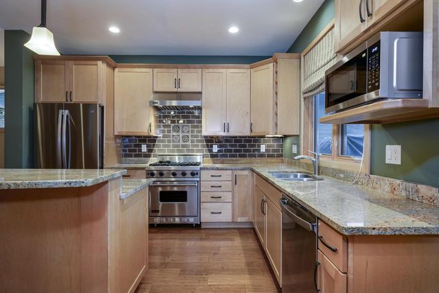 6724 Aldo Leopold Way, Middleton, WI 53562