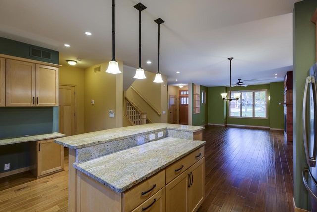 6724 Aldo Leopold Way, Middleton, WI 53562