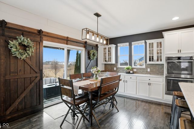 12139 Whisper Ridge Drive, Noblesville, IN 46060