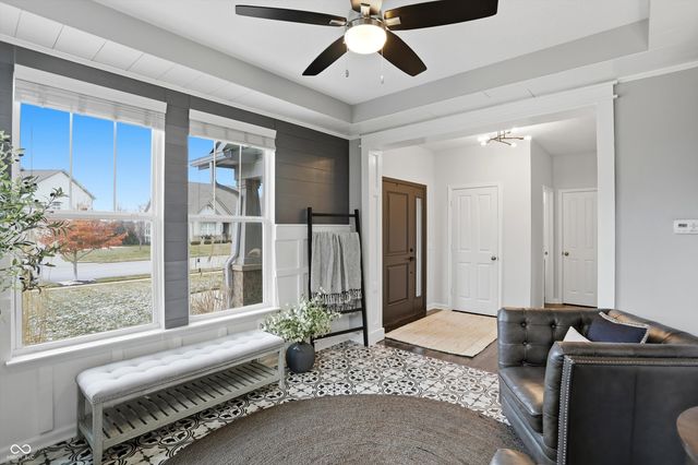 12139 Whisper Ridge Drive, Noblesville, IN 46060