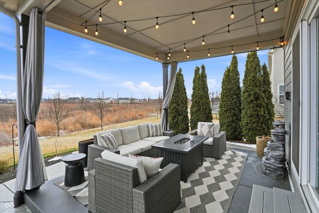 12139 Whisper Ridge Drive, Noblesville, IN 46060