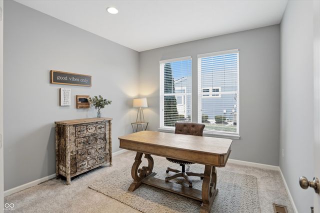 12139 Whisper Ridge Drive, Noblesville, IN 46060