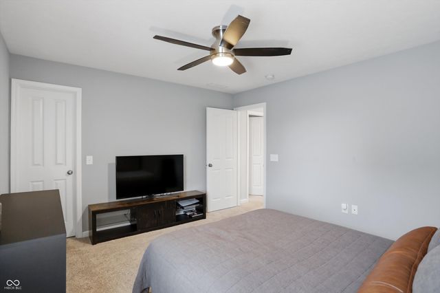 12139 Whisper Ridge Drive, Noblesville, IN 46060