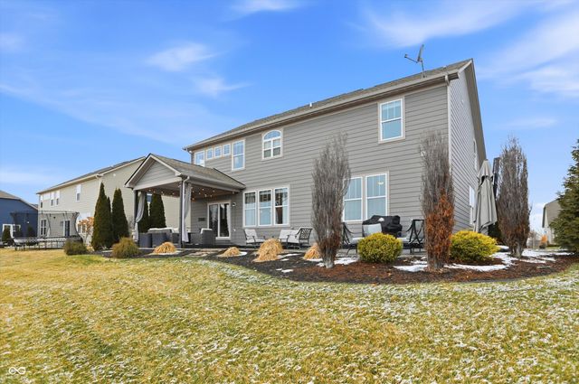 12139 Whisper Ridge Drive, Noblesville, IN 46060