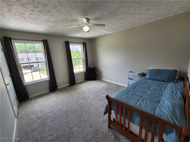 218 Stone Ridge Way, Berea, OH 44017