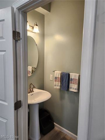 218 Stone Ridge Way, Berea, OH 44017