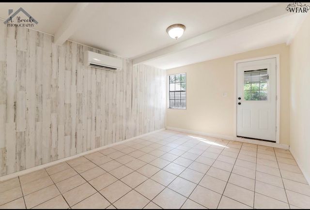2923 LAVELL AVENUE, Wichita Falls, TX 76308