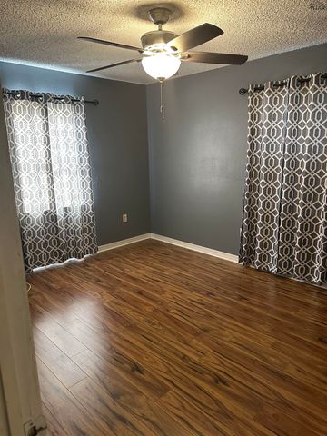 2923 LAVELL AVENUE, Wichita Falls, TX 76308