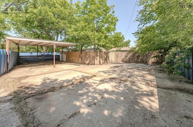2923 LAVELL AVENUE, Wichita Falls, TX 76308