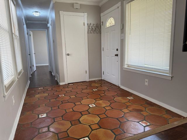 8498 BERGEN CV, Memphis, TN 38018