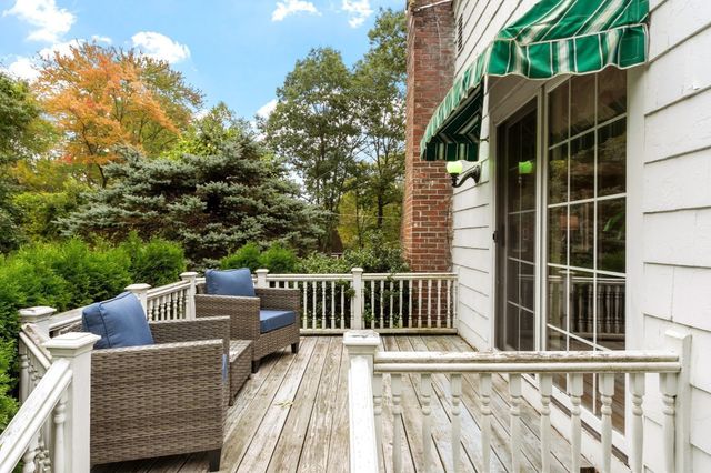 74 Davidson Rd, Boxborough, MA 01719