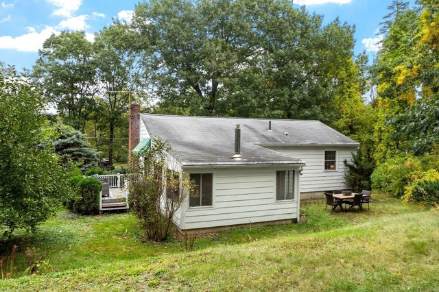 74 Davidson Rd, Boxborough, MA 01719