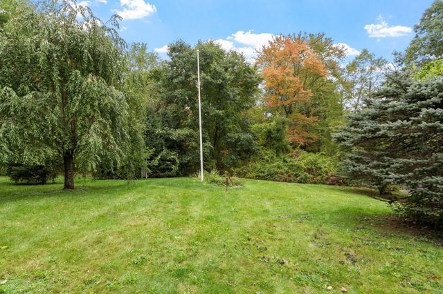 74 Davidson Rd, Boxborough, MA 01719