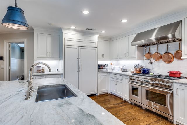 6544 Valleybrook Drive, Dallas, TX 75254