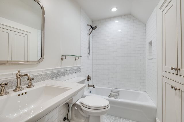 6544 Valleybrook Drive, Dallas, TX 75254