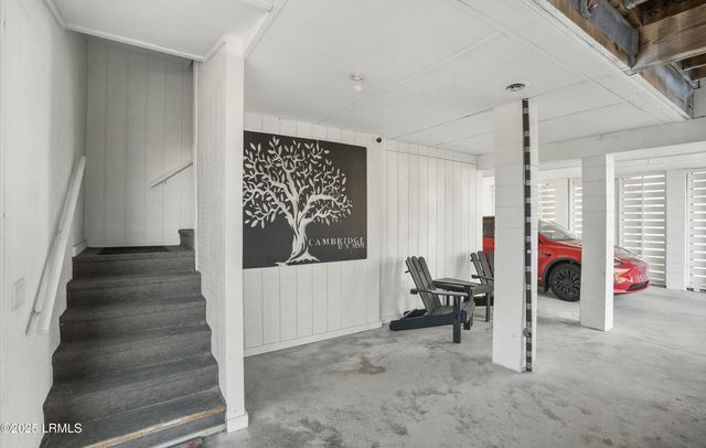 9 Ebb Tide Court, Harbor Island, SC 29920