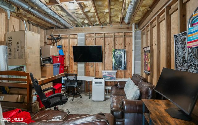 9 Ebb Tide Court, Harbor Island, SC 29920