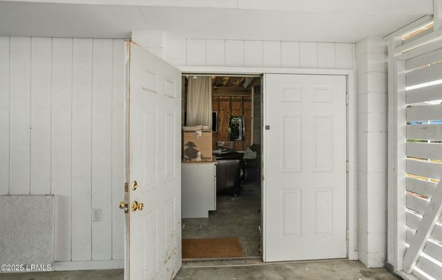 9 Ebb Tide Court, Harbor Island, SC 29920