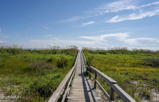 9 Ebb Tide Court, Harbor Island, SC 29920