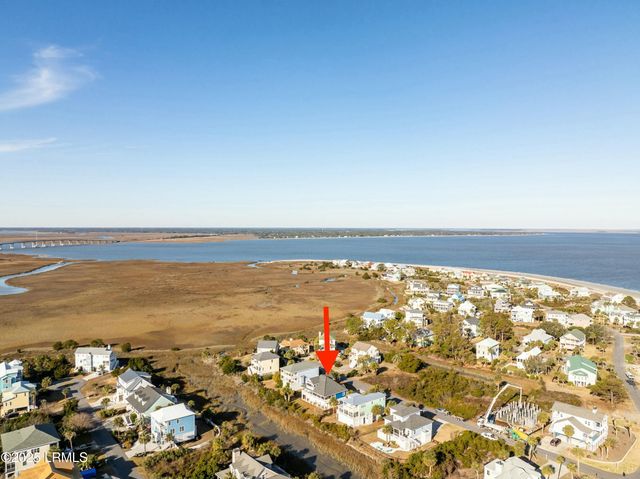 9 Ebb Tide Court, Harbor Island, SC 29920