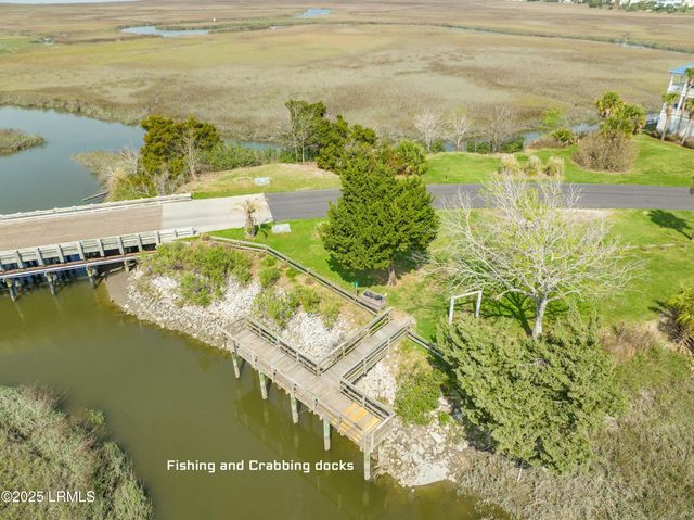 9 Ebb Tide Court, Harbor Island, SC 29920