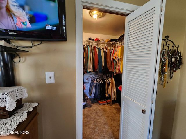 319 County Road 361, Niota, TN 37826