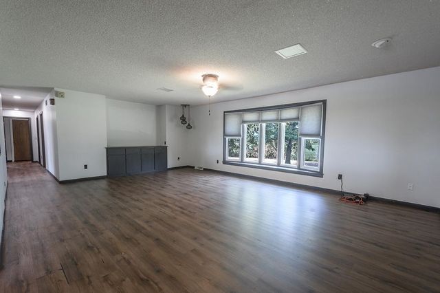 1351 80 Rd, Scandia, KS 66966