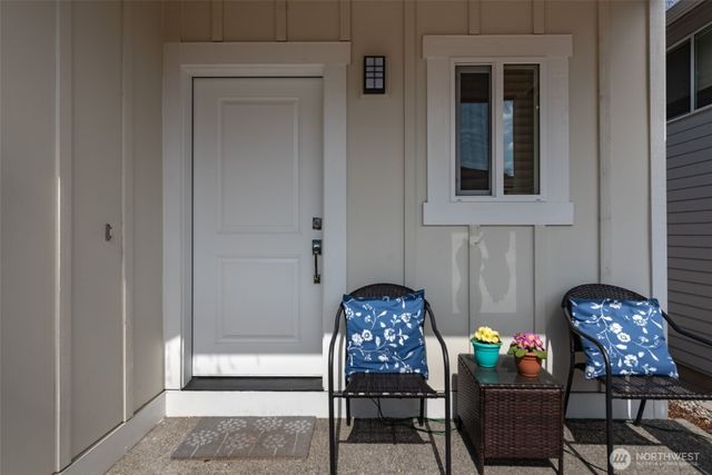2744 S 120th Place, Seattle, WA 98168