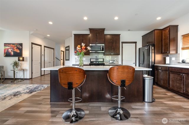 2744 S 120th Place, Seattle, WA 98168
