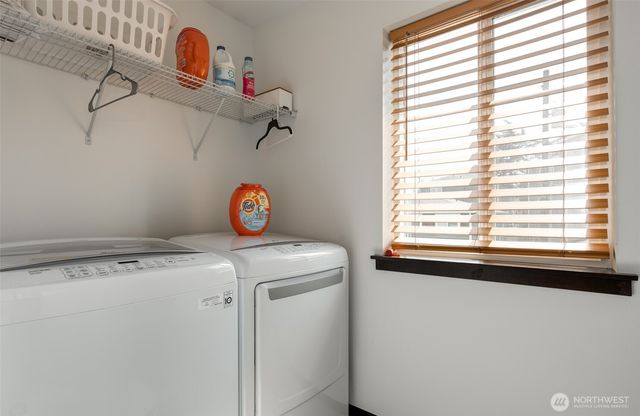 2744 S 120th Place, Seattle, WA 98168