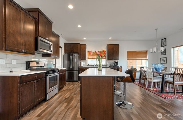 2744 S 120th Place, Seattle, WA 98168