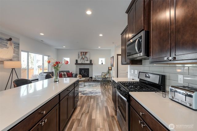 2744 S 120th Place, Seattle, WA 98168