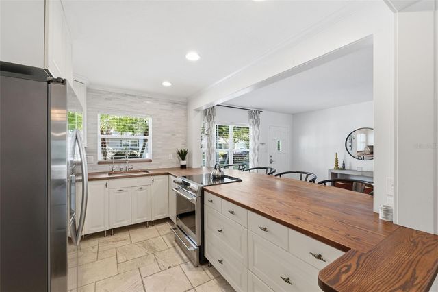 1618 SAN CHARLES DRIVE, Dunedin, FL 34698