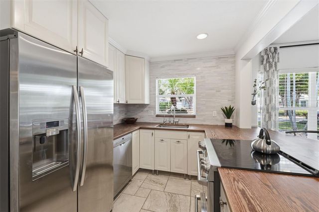 1618 SAN CHARLES DRIVE, Dunedin, FL 34698