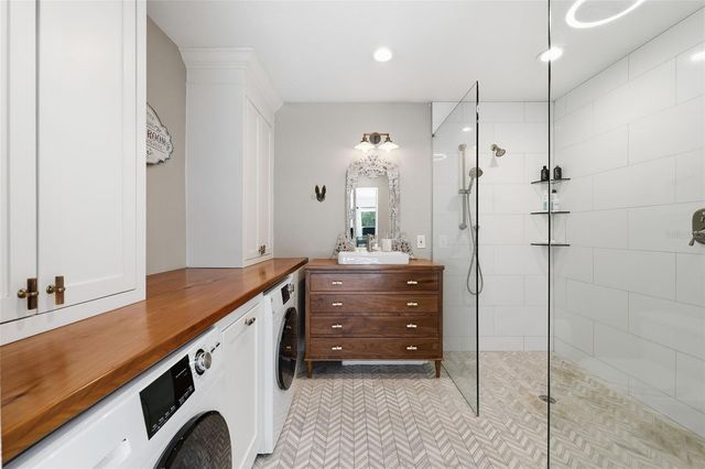 1618 SAN CHARLES DRIVE, Dunedin, FL 34698