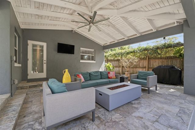 1618 SAN CHARLES DRIVE, Dunedin, FL 34698