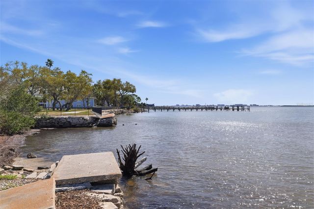 1618 SAN CHARLES DRIVE, Dunedin, FL 34698