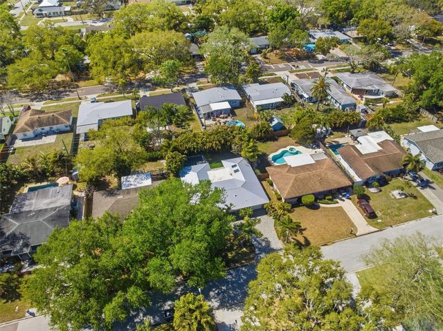 1618 SAN CHARLES DRIVE, Dunedin, FL 34698