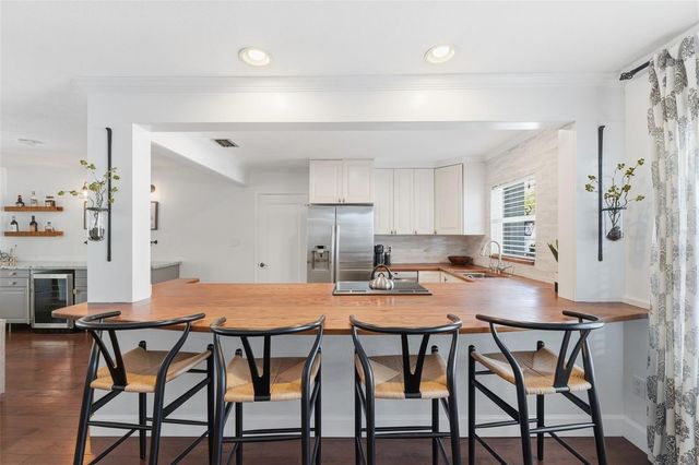 1618 SAN CHARLES DRIVE, Dunedin, FL 34698