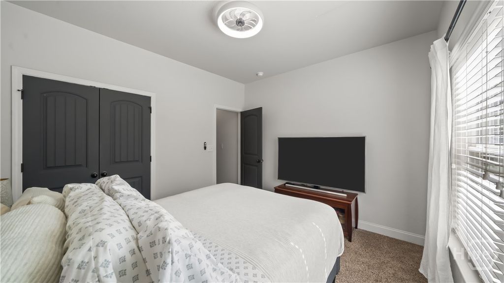 Image 33 of property listing at 104 Summer Station Drive, Guyton, GA 31312