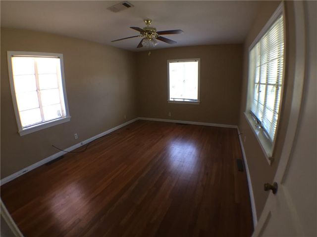 2000 Schulle Ave, Austin, TX 78703