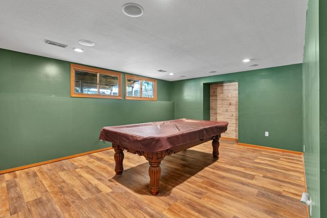228 N Prescott Circle, Wichita, KS 67212