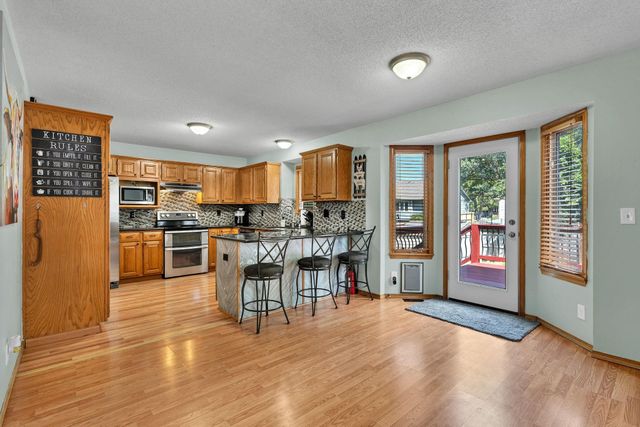 228 N Prescott Circle, Wichita, KS 67212