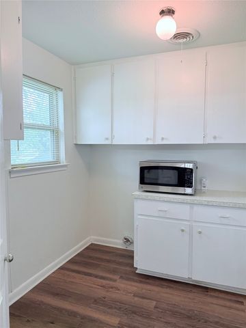 160 Bob White Road, Denison, TX 75020