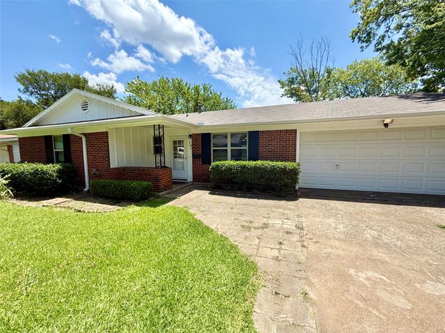 160 Bob White Road, Denison, TX 75020