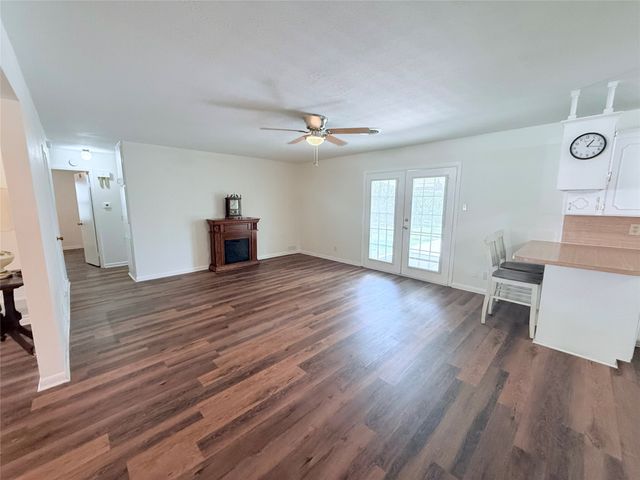 160 Bob White Road, Denison, TX 75020